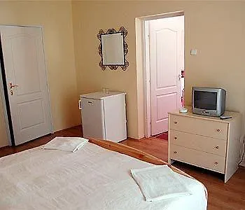 Bed Breakfast Hotel Budapest מלון בודפשט